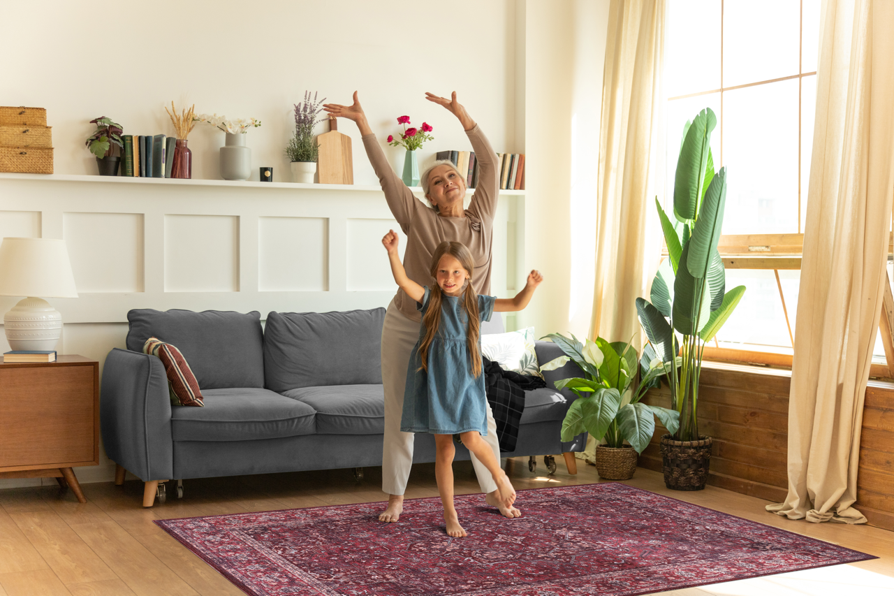 RW1310 washable chenille rug texture and pattern detail