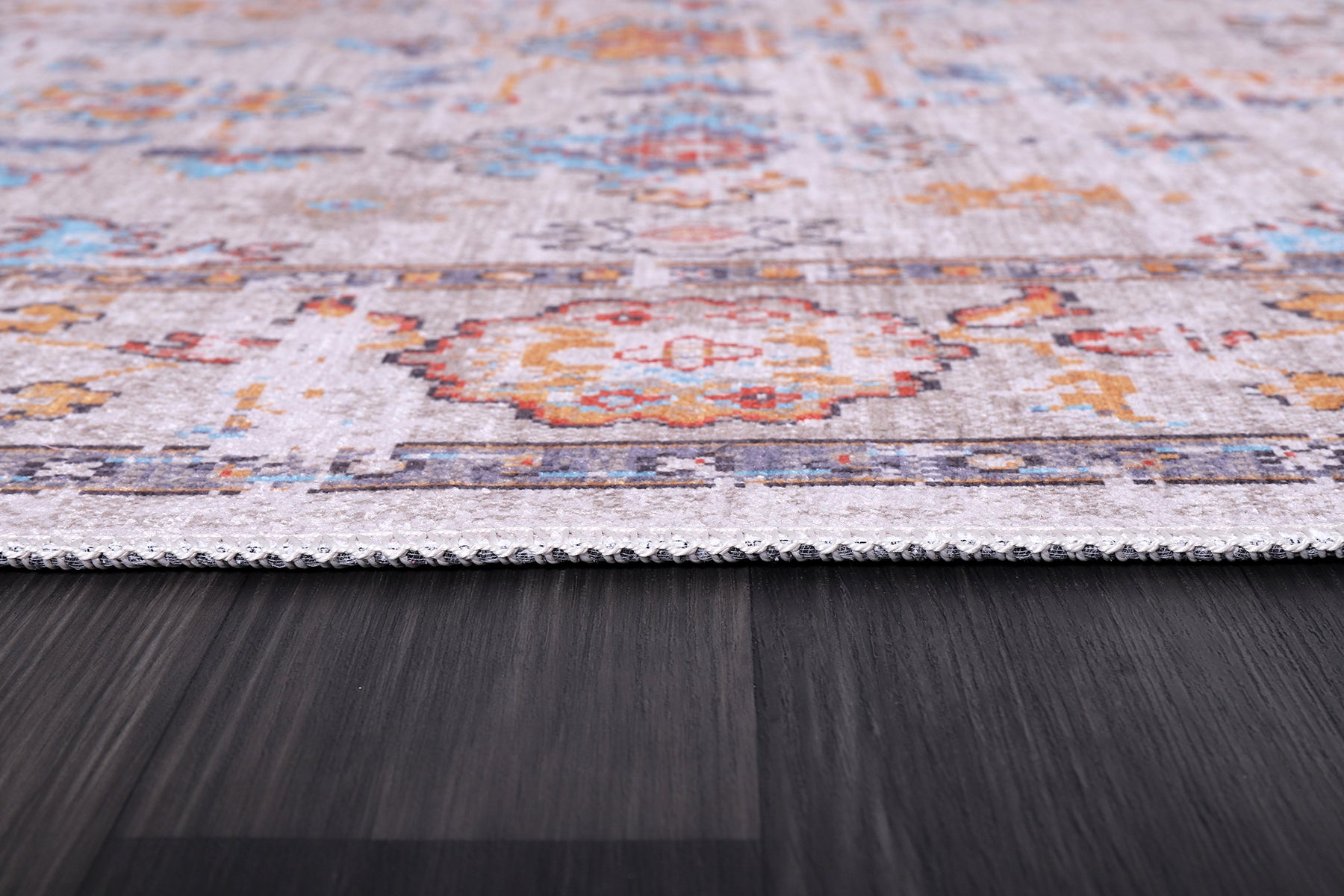 RW2173 washable chenille rug texture and pattern detail