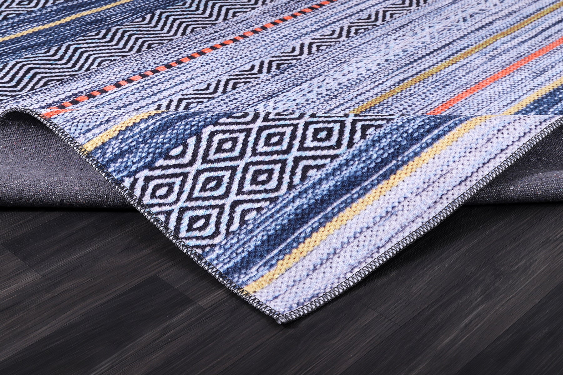 RW2273 washable chenille rug texture and pattern detail