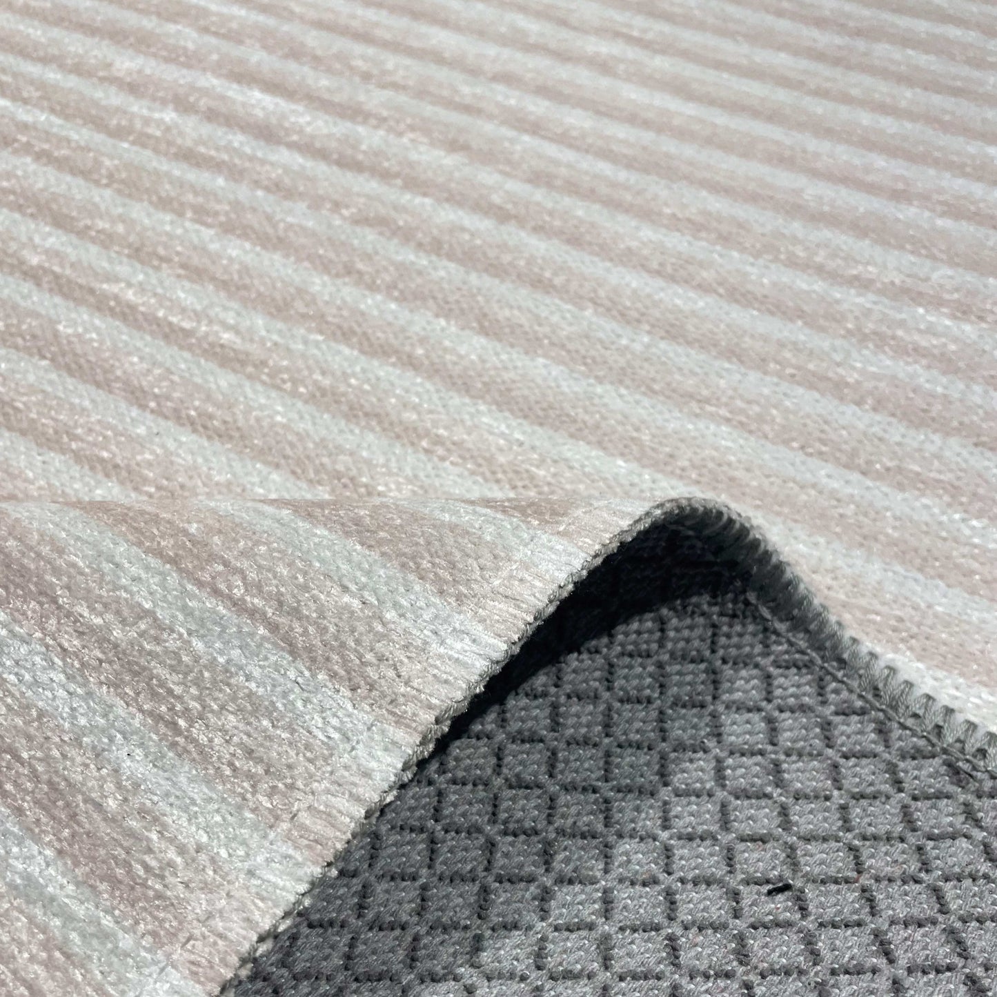 RW7110 washable chenille rug texture and pattern detail