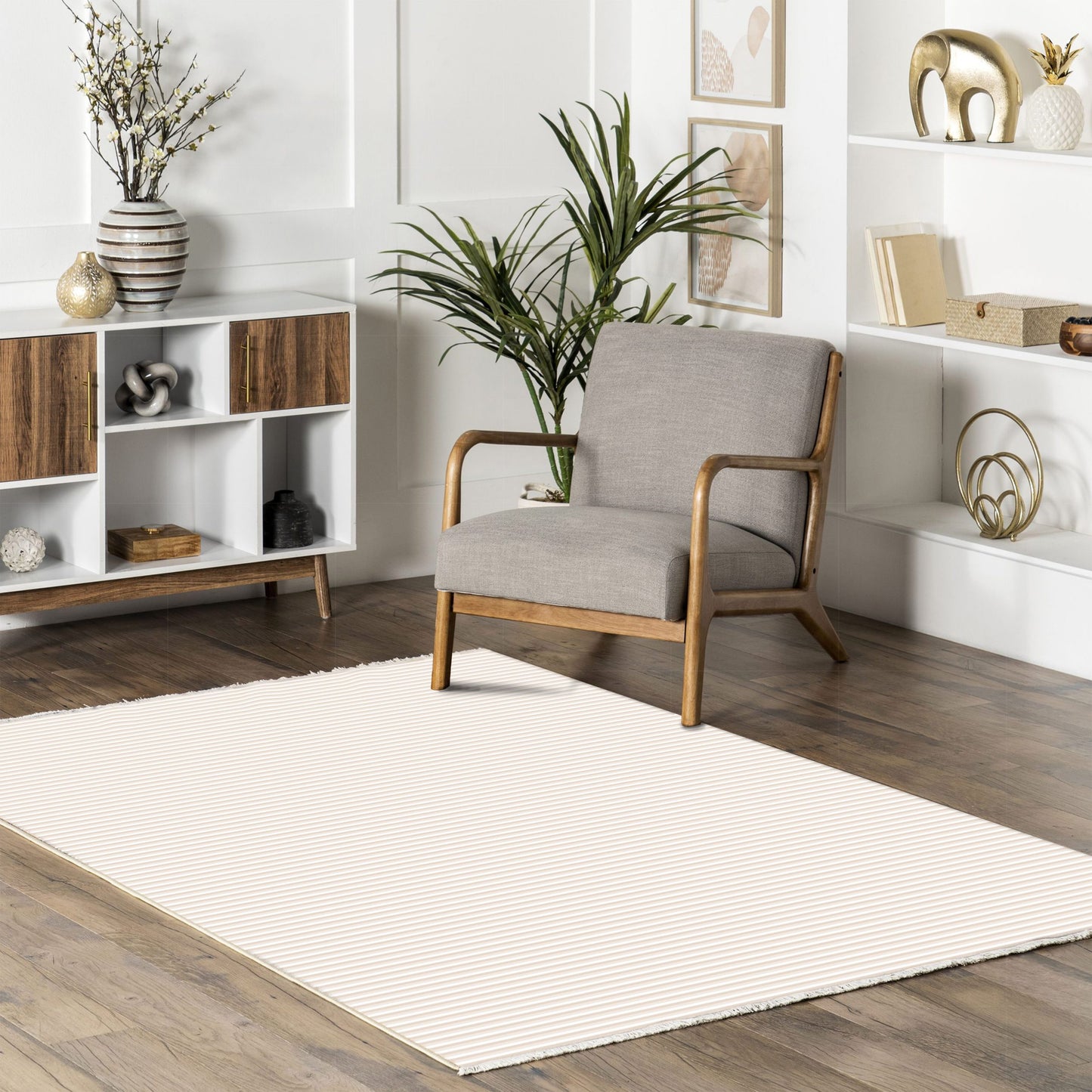 RW7110 washable chenille rug texture and pattern detail